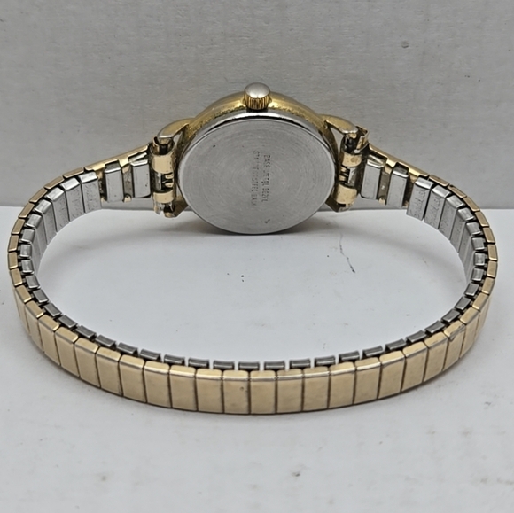 Womens Virgin Islands Swiss Rotating Gem Second Hand Watch Gold Tone New Battery - Picture 7 of 10